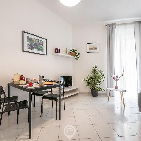 Aurora'S Apartment Кальяри Экстерьер фото
